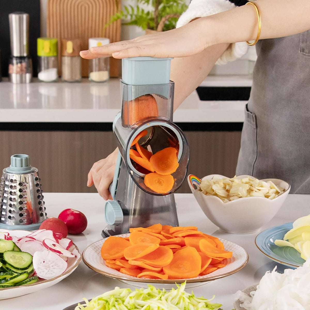 Cheese Grater with Handle,Multifunctional Rotary Cheese Grater